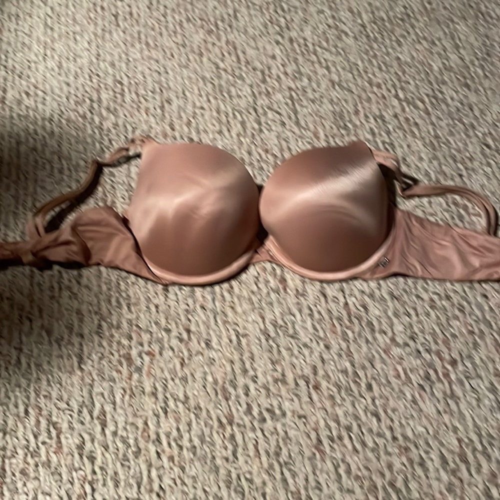 Tan bra